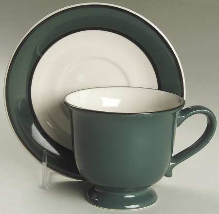 Hudson Spruce Footed Cup & Saucer Set