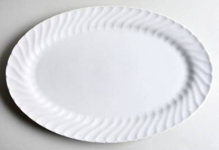Aria White 14" Oval Serving Platter