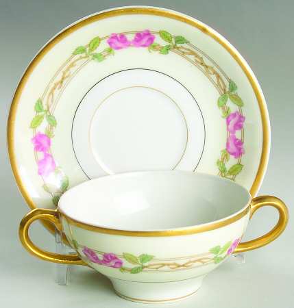 GUE482 Bouillon Cup & Saucer