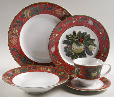 Boughs of Holly 5 Piece Place Setting