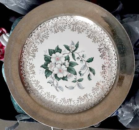 Dogwood 14" Chop Plate (Round Platter)