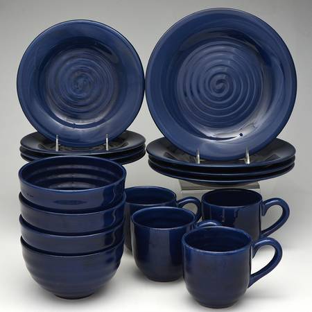 Sangria Shades Blueberry 16 Piece Set