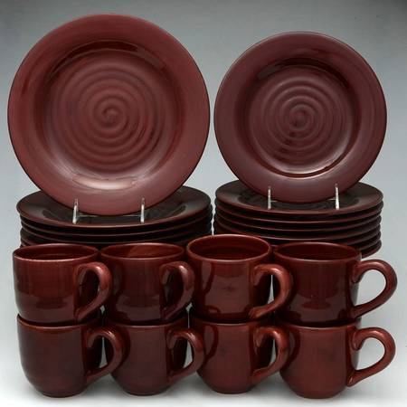 Sangria Shades Claret (Red) 24 Piece Set