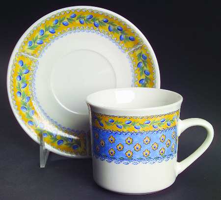 Arlette Flat Cup & Saucer Set