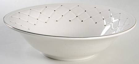 Golden Quilt 9" Round Vegetable Bowl