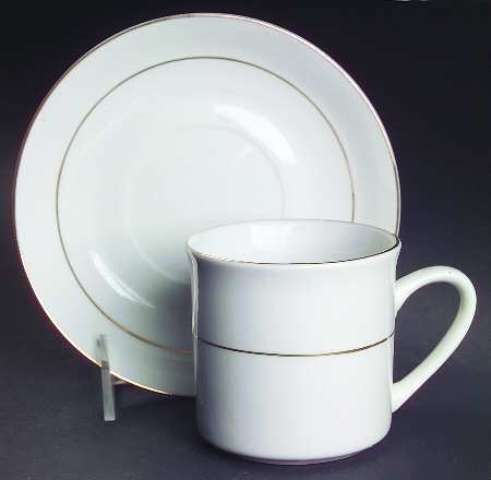 Concerto Gold Flat Cup & Saucer Set