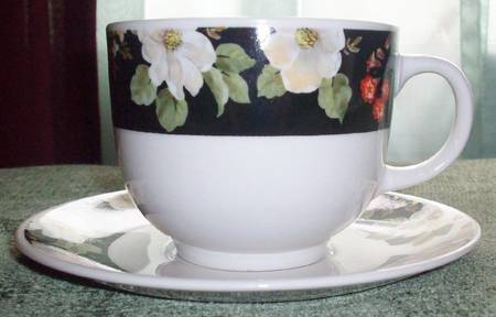 Magnolia Twilight Flat Cup & Saucer Set