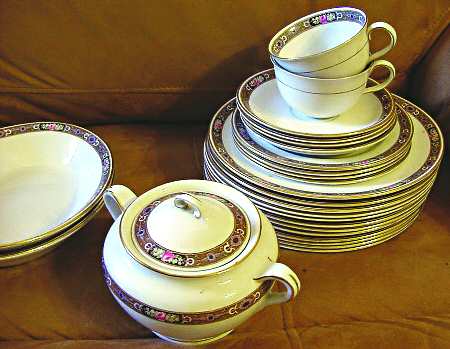 3077 Sugar Bowl & Lid