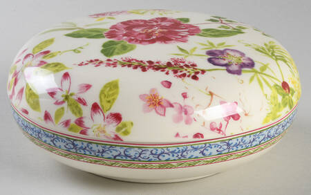 Millefleurs 6" Candy Box with Lid