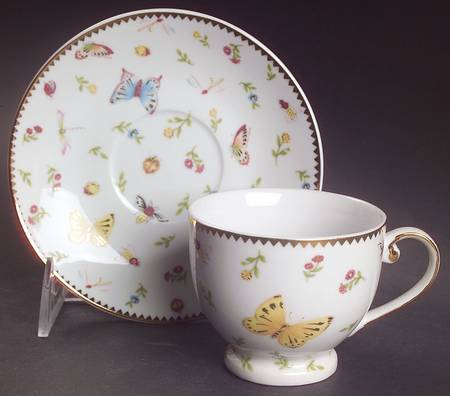 Primavera Footed Cup & Saucer Set