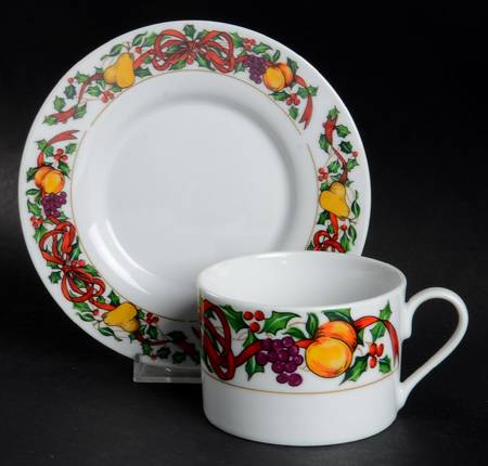 Twelve Days of Christmas Flat Cup & Saucer Set