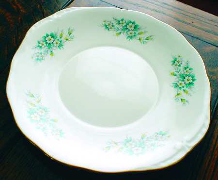 GAU5 Handled Cake Plate