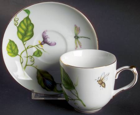 Jardin Flat Cup & Saucer Set