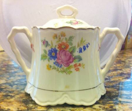 GEO440 Sugar Bowl & Lid