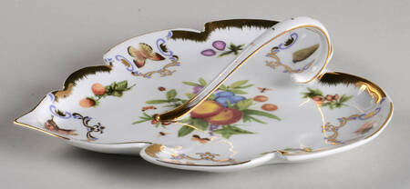 Yorkshire 7" Handled Leaf Dish