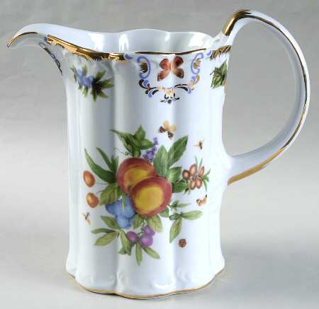 Yorkshire 40 Oz Pitcher