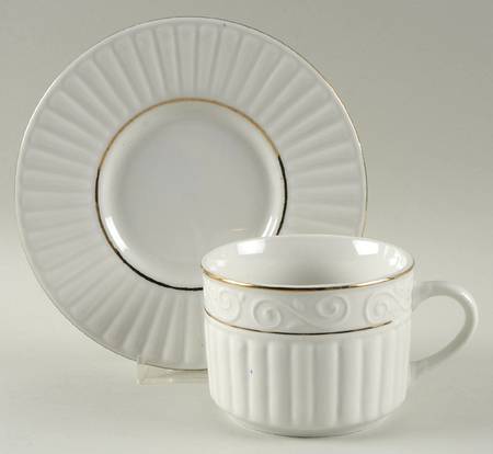 Claremont Gold (Cream Background) Flat Cup & Saucer Set