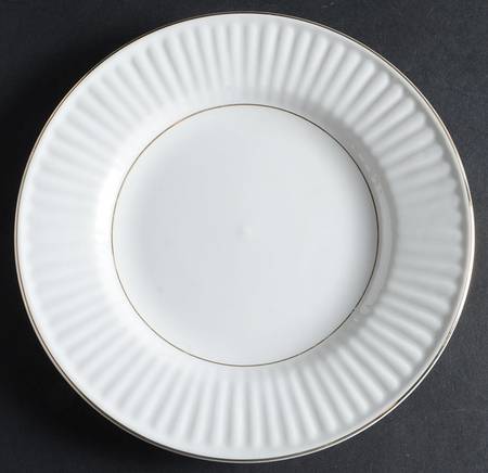 Claremont Gold (Cream Background) Salad Plate