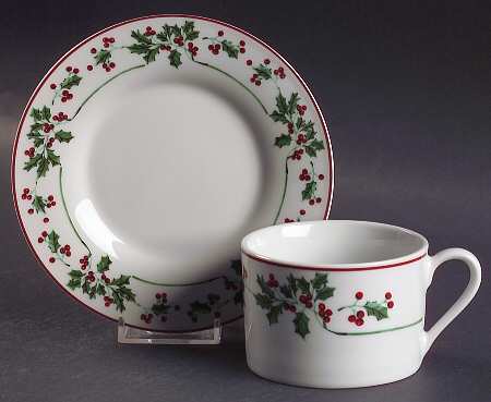 Winter Gathering Flat Cup & Saucer Set