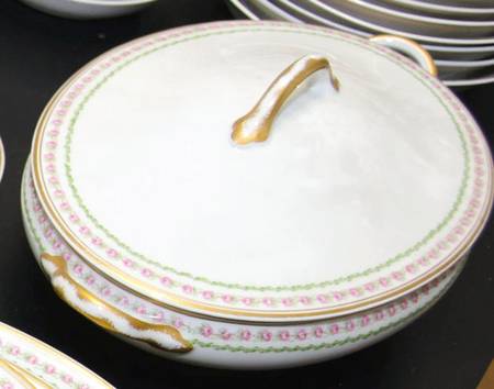GDA311 Oval Covered Vegetable