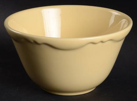 Hospitality Butter Yellow 7" Mixing Bowl