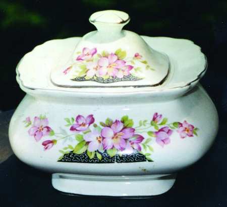 55644H Sugar Bowl & Lid