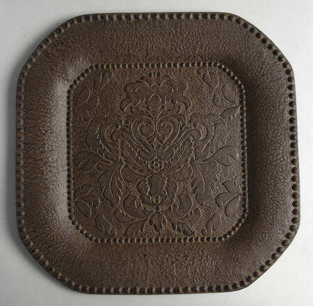 Versailles Metal Service Plate (Charger)