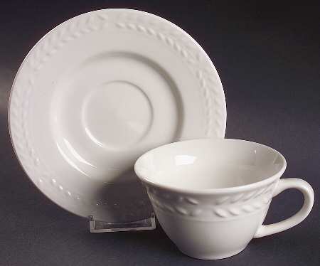 Nobilis Flat Cup & Saucer Set
