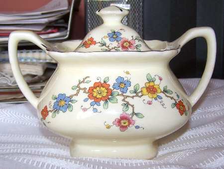 GEO411 Sugar Bowl & Lid
