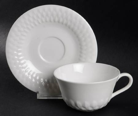 La Plume Flat Cup & Saucer Set