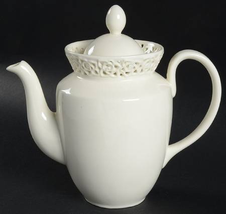 Cream Lace Coffee Pot & Lid