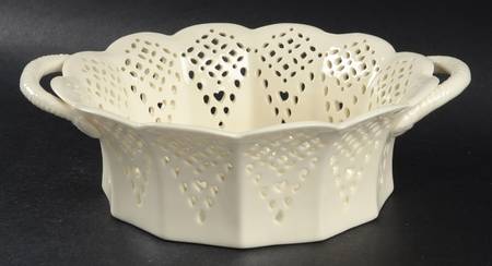 Cream Lace 9" Pierced Scalloped Bowl