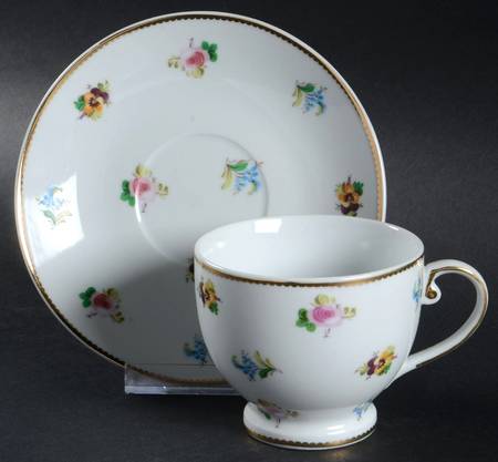 Rosebud Footed Cup & Saucer Set