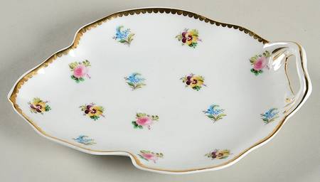 Rosebud 7" Leaf Dish