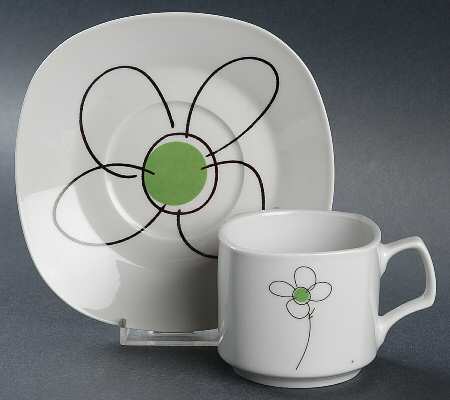 Daisy Dot Flat Cup & Saucer Set