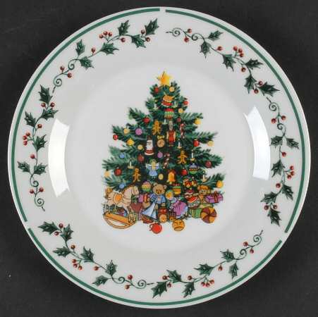 Tree Trimmings Dinner Plate