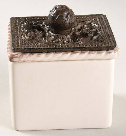 Cream Sweetener Box & Lid