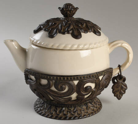Cream Teapot & Lid with Infuser & Metal Stand