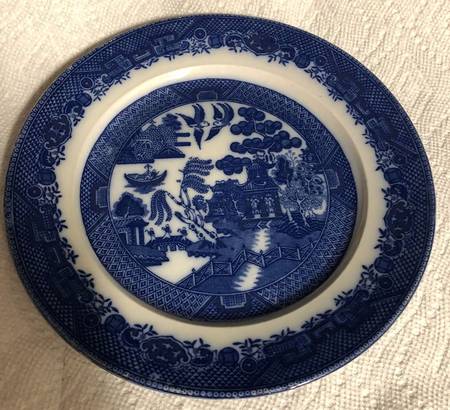 Ye Old Willow Blue Luncheon Plate