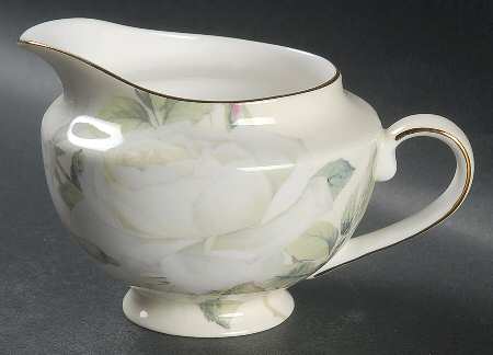 Iceberg White Rose Creamer