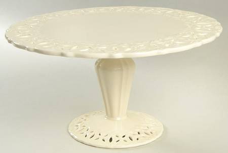 Regal Cream 11" Diameter Pedestal Cake Stand