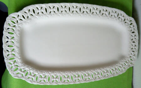 Regal Cream Bread Tray