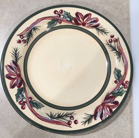 Season Embrace Dinner Plate