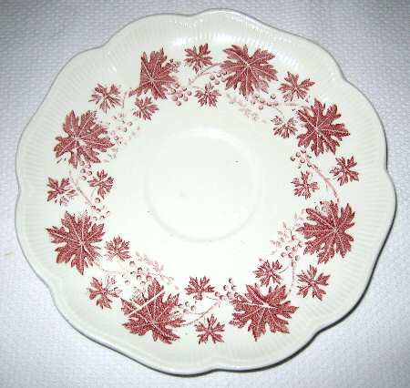 Vinranka Red Saucer