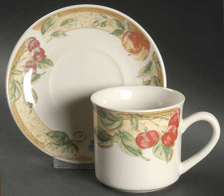 Fruita (Cream) Flat Cup & Saucer Set