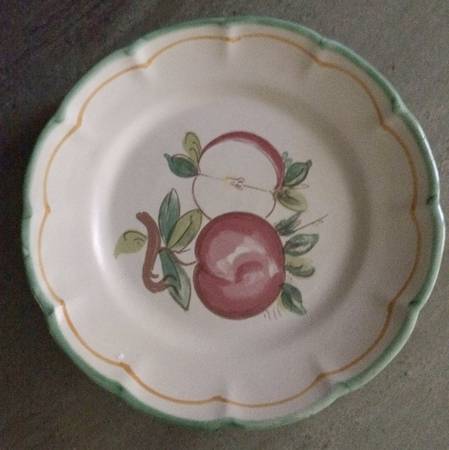GUM20 Dinner Plate