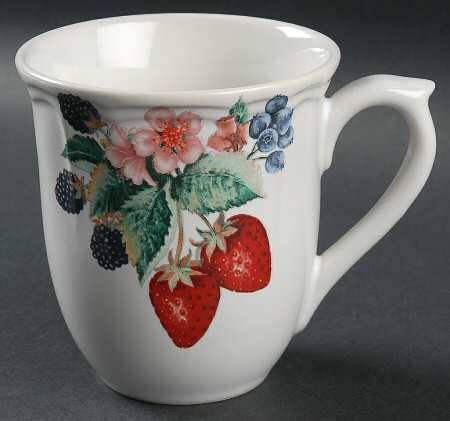 Berry Arbor Mug