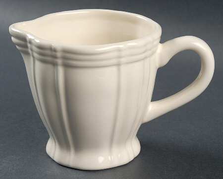 Magnolia Place Creamer