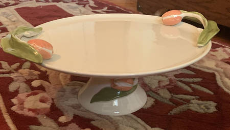 GOE17 Footed Cake Plate