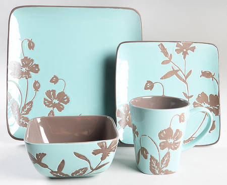 Montville 32 Piece Estate Set
